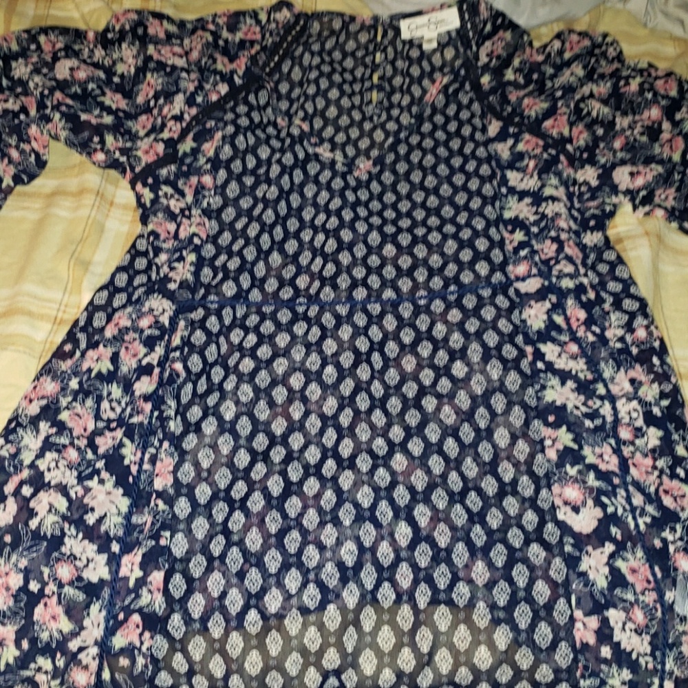 Jessica Simpson Maternity Shirt